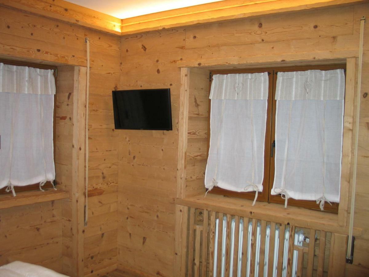 أبريكا B & B Le Riue المظهر الخارجي الصورة
